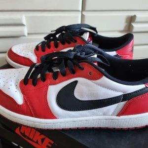 2016 Nike Air Jordan 1 Low OG Chicago Vintage Bulls - 10.5 Men